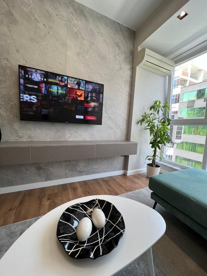 Aia Suites & Apartments Tiranë Ngoại thất bức ảnh