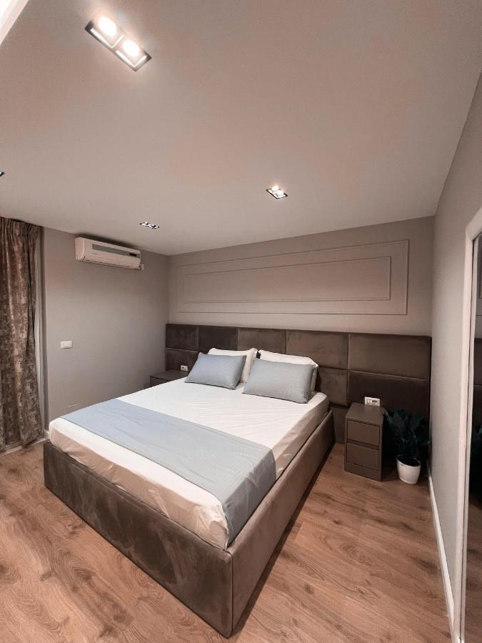 Aia Suites & Apartments Tiranë Ngoại thất bức ảnh