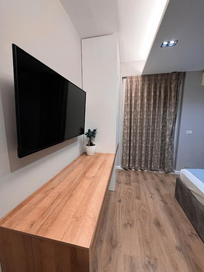 Aia Suites & Apartments Tiranë Ngoại thất bức ảnh