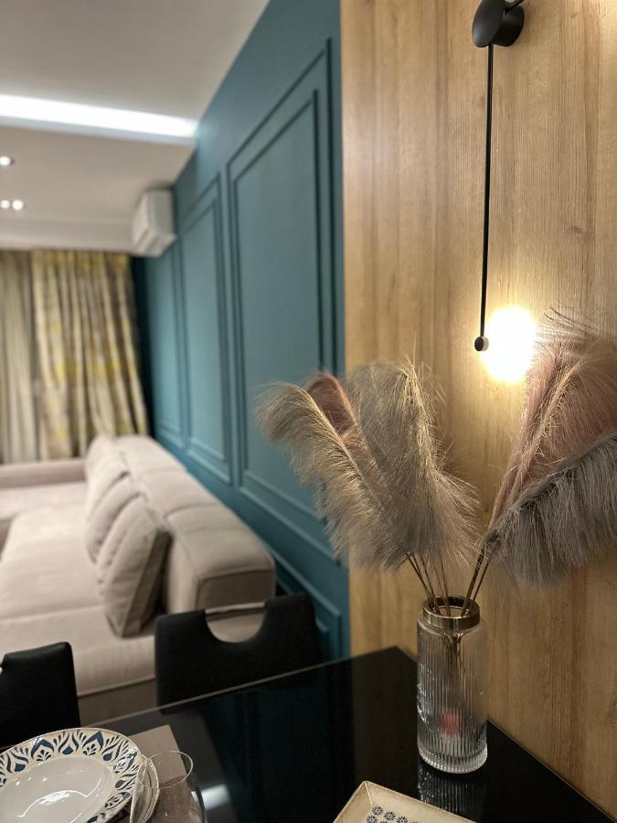 Aia Suites & Apartments Tiranë Ngoại thất bức ảnh