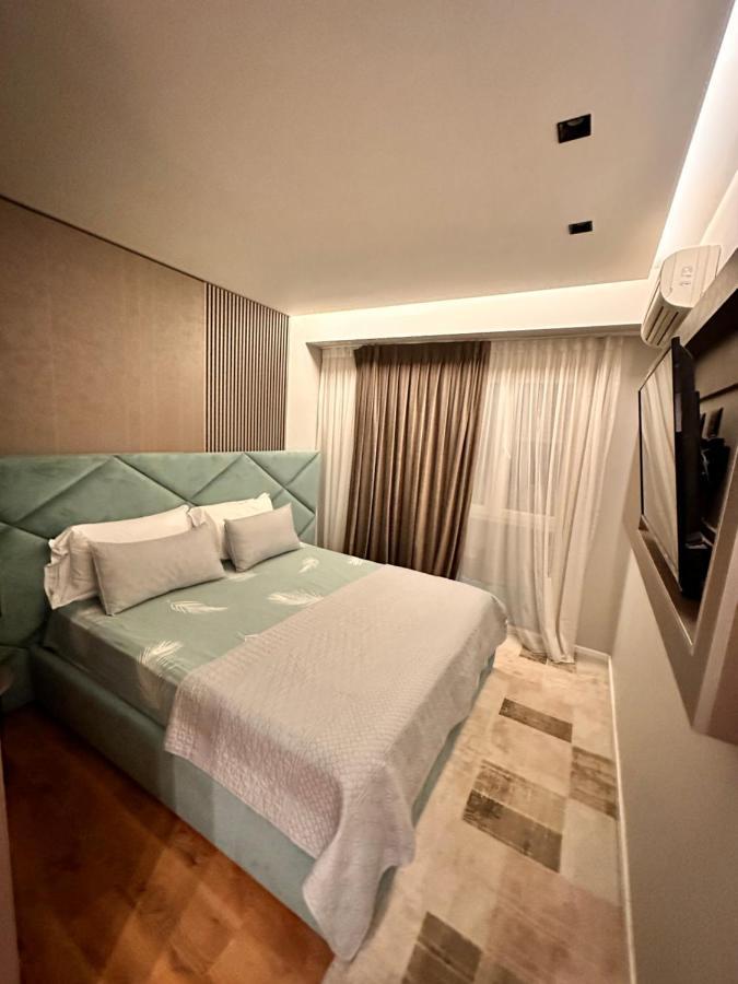 Aia Suites & Apartments Tiranë Ngoại thất bức ảnh