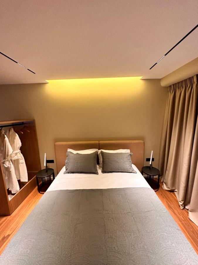 Aia Suites & Apartments Tiranë Ngoại thất bức ảnh