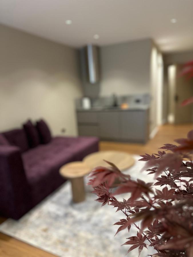 Aia Suites & Apartments Tiranë Ngoại thất bức ảnh