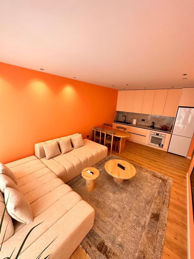 Aia Suites & Apartments Tiranë Ngoại thất bức ảnh