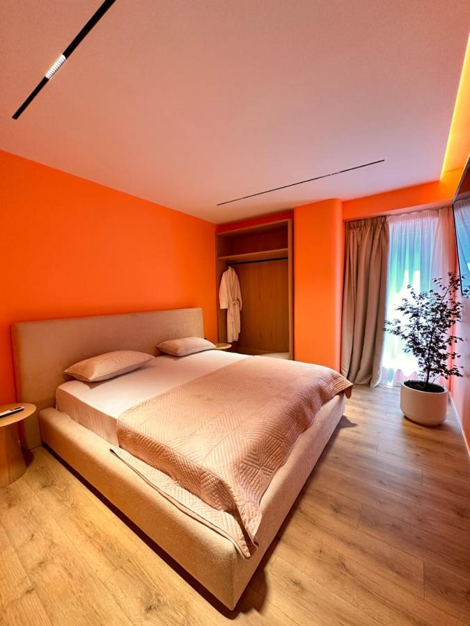 Aia Suites & Apartments Tiranë Ngoại thất bức ảnh