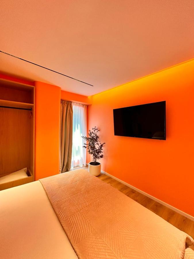 Aia Suites & Apartments Tiranë Ngoại thất bức ảnh